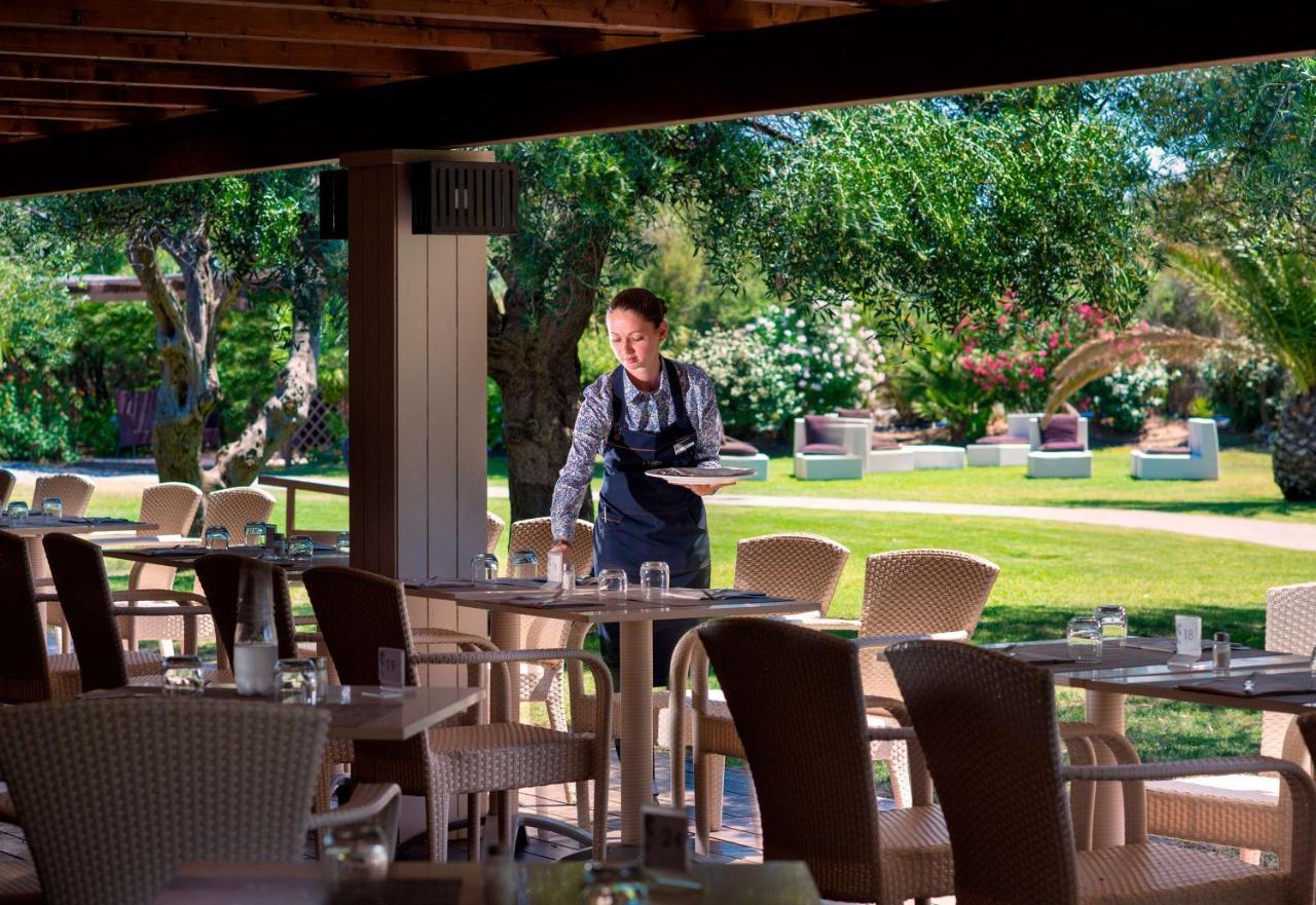 Hotel Conrad Chia Laguna Sardinia Zewnętrze zdjęcie