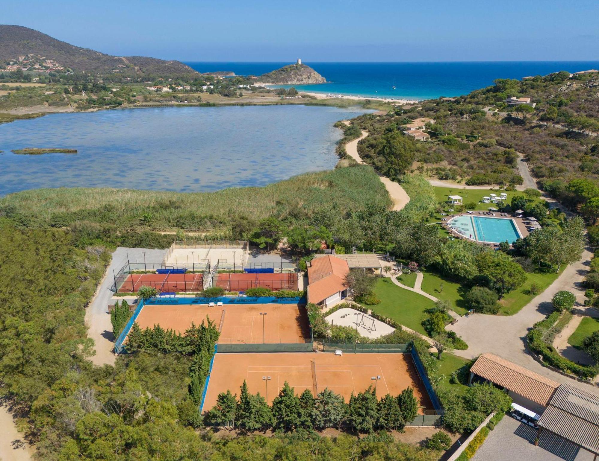 Hotel Conrad Chia Laguna Sardinia Zewnętrze zdjęcie